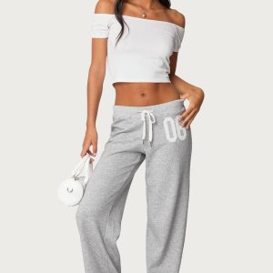 06 Sweatpants