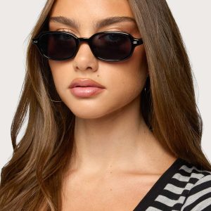Lucasta Square Sunglasses